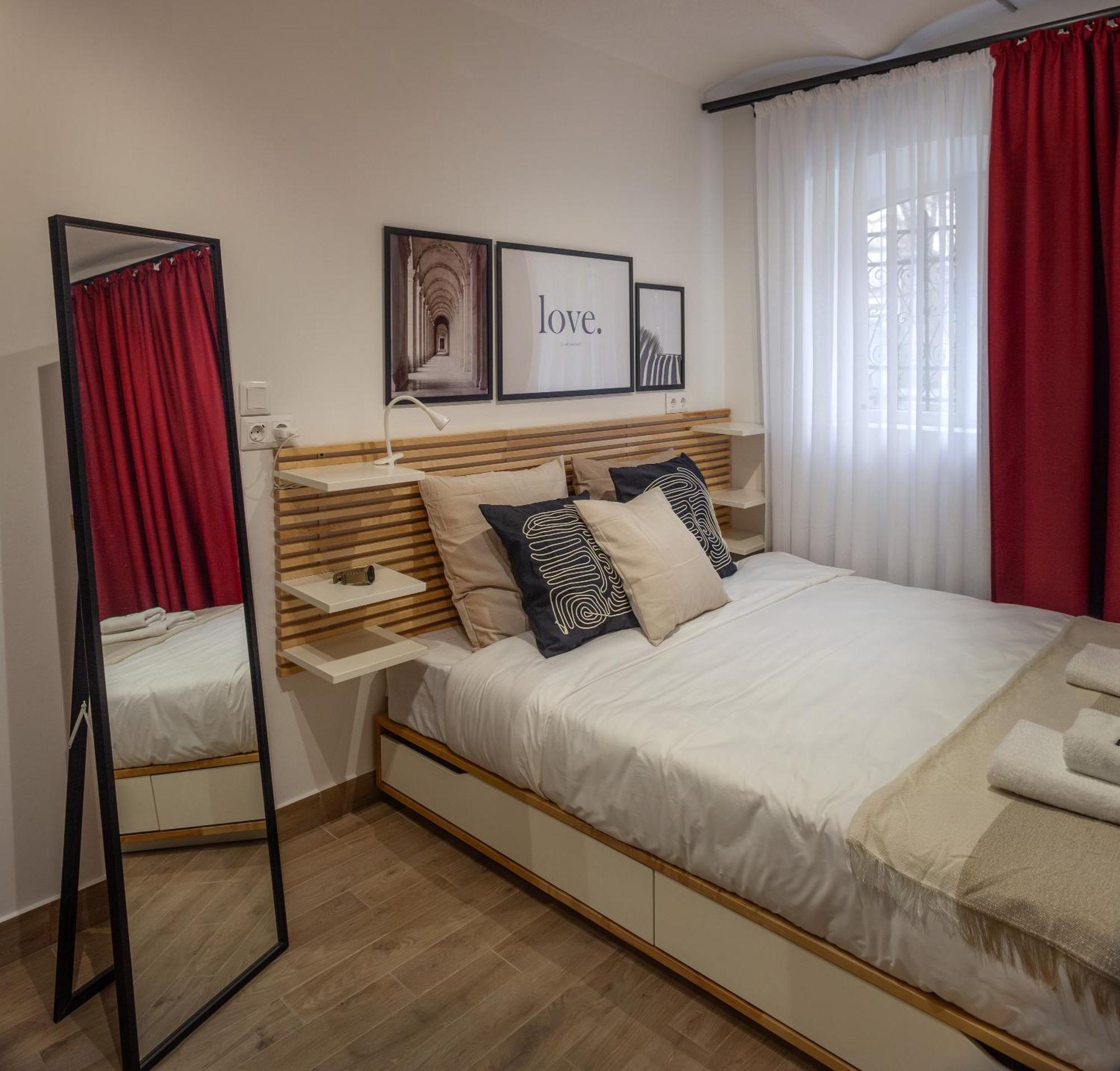 Ruby Red House Hotell Sofia Exteriör bild